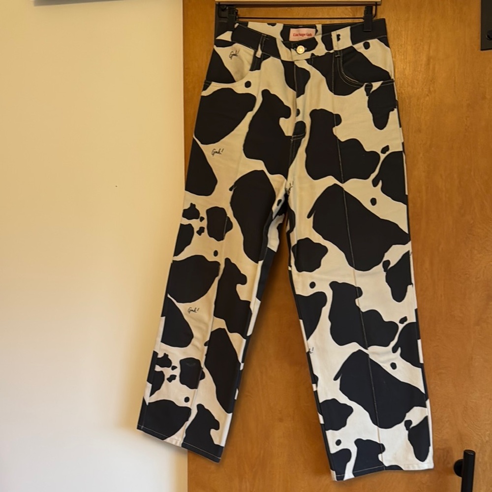 Lisa Says Gah Black Cow Print Pants